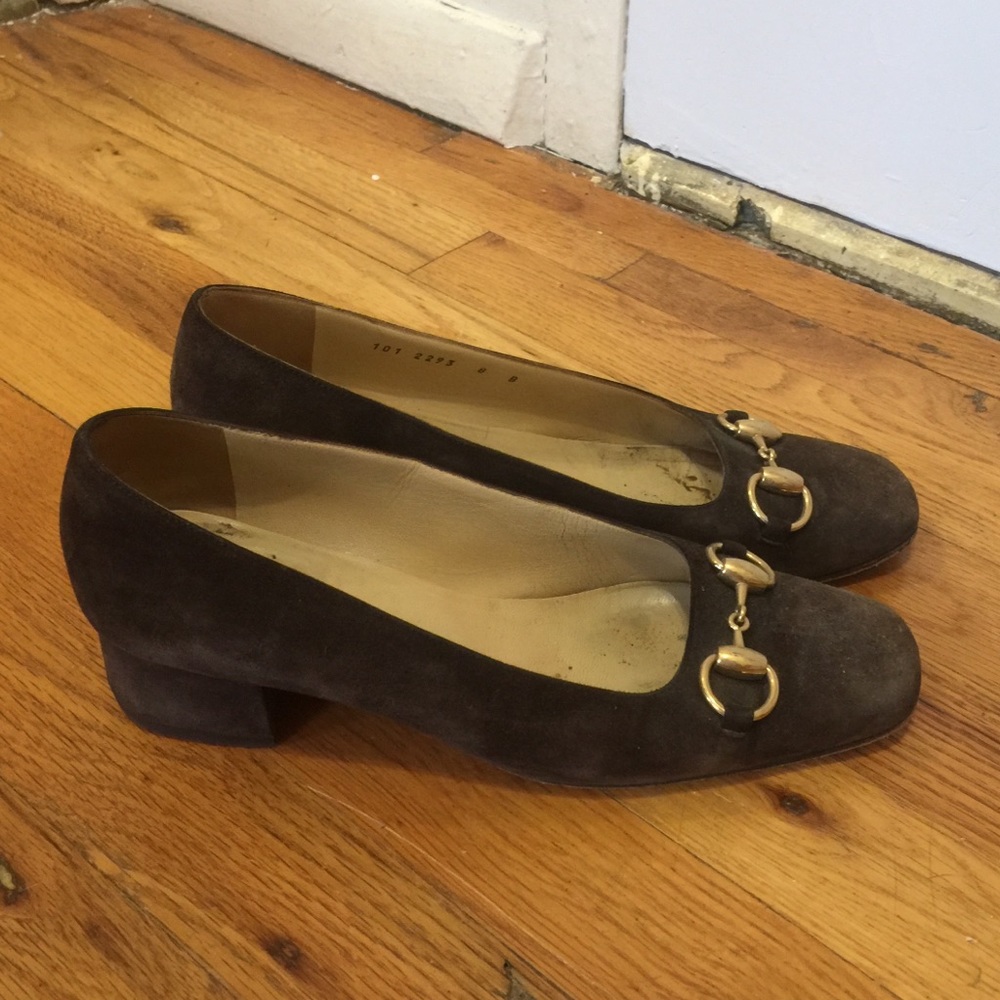Gucci vintage brown suede horsebit low heels